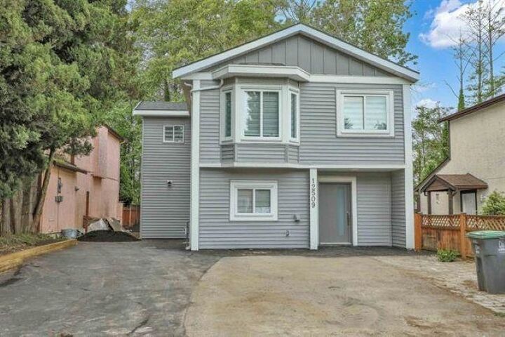 12509 77B Avenue — photo 1
