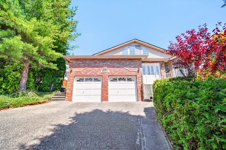 1237 Durant Drive — photo 1