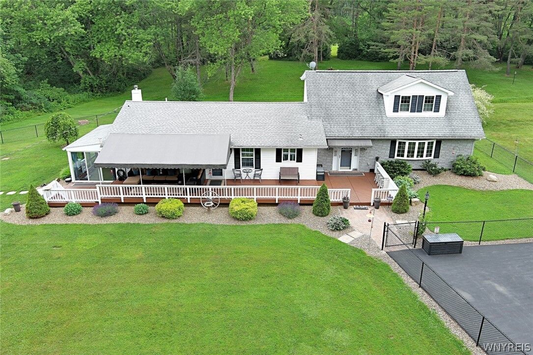 Property Photo:  11592 Moore Road  NY 14141 