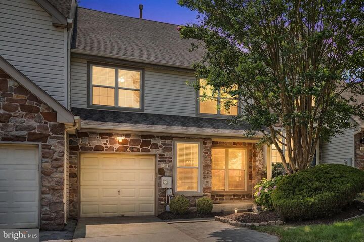 Property Photo:  104 Suffield Court  PA 18914 
