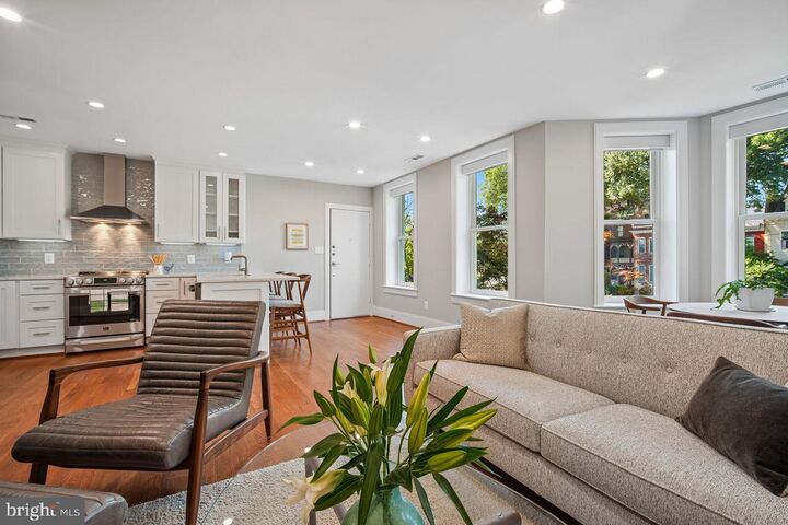 Property Photo:  1024 Massachusetts Avenue NE 5  DC 20002 