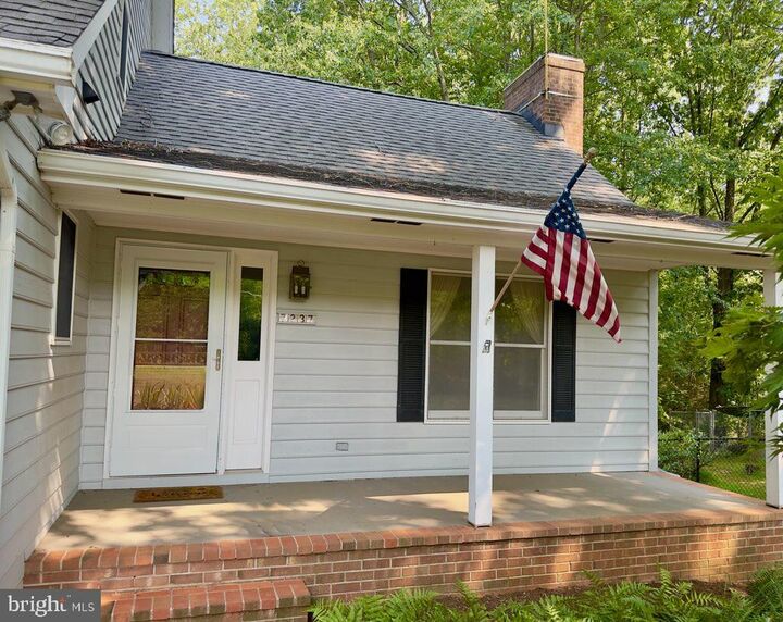 Property Photo:  7237 Baldwin Ridge Road  VA 20187 
