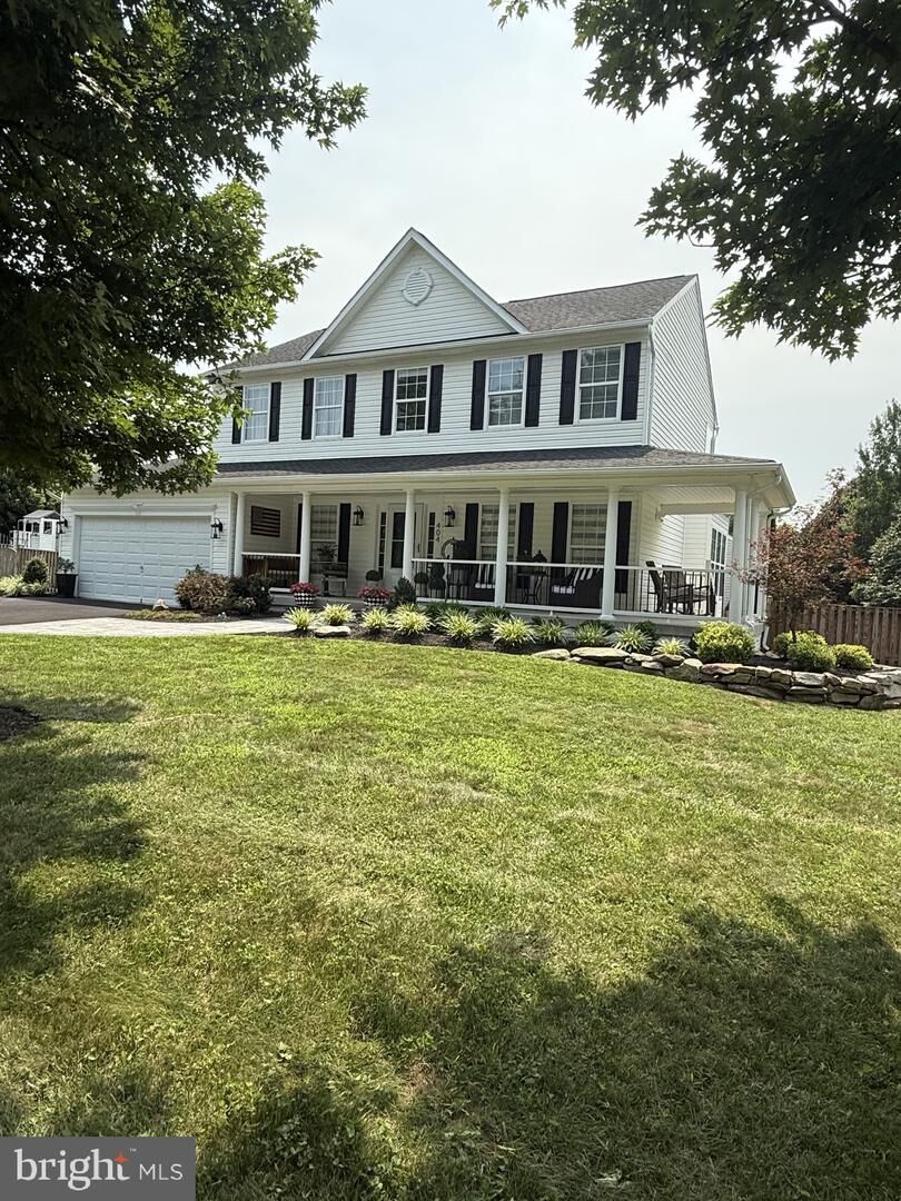 Property Photo:  404 Autumn Chase Court  VA 20132 