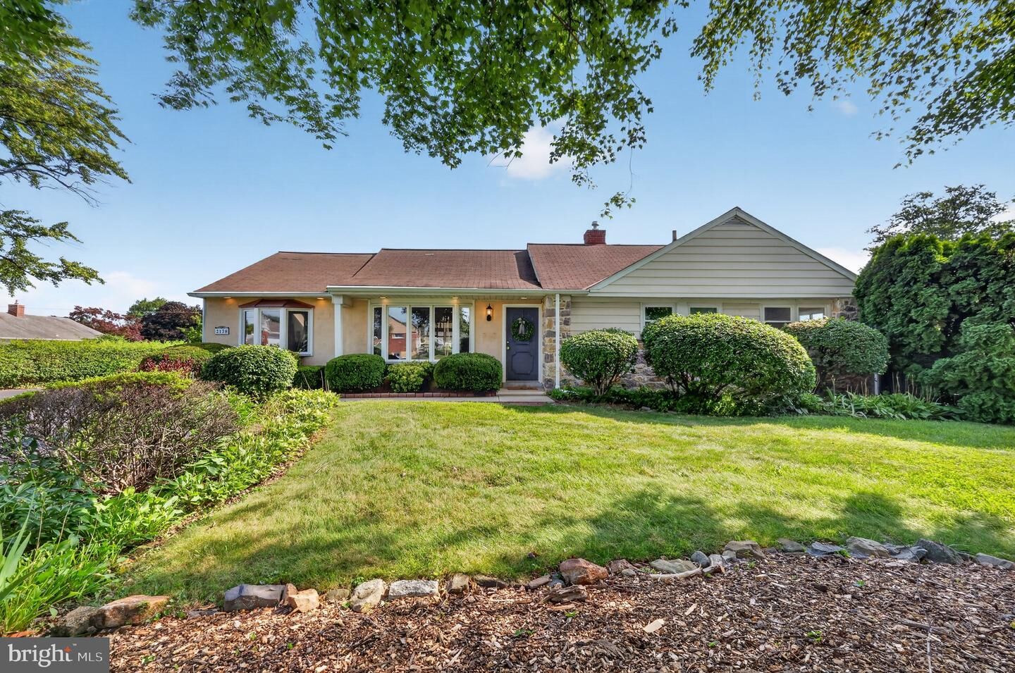 Property Photo: 2178 Princeton Place PA 19008