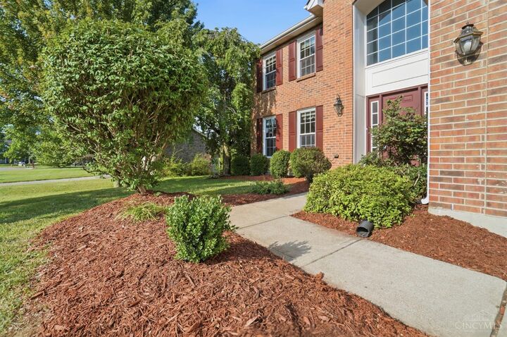 Property Photo:  6323 Foxwood Court  OH 45044 