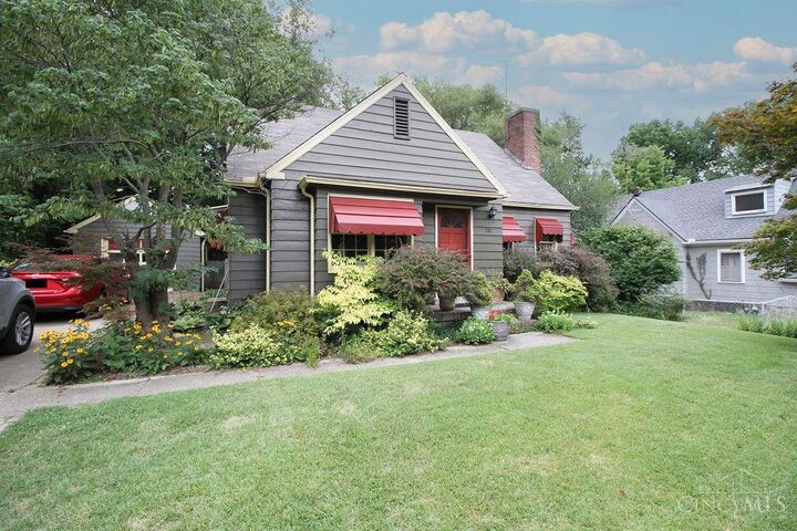 Property Photo:  214 Valleyview Drive  OH 45405 