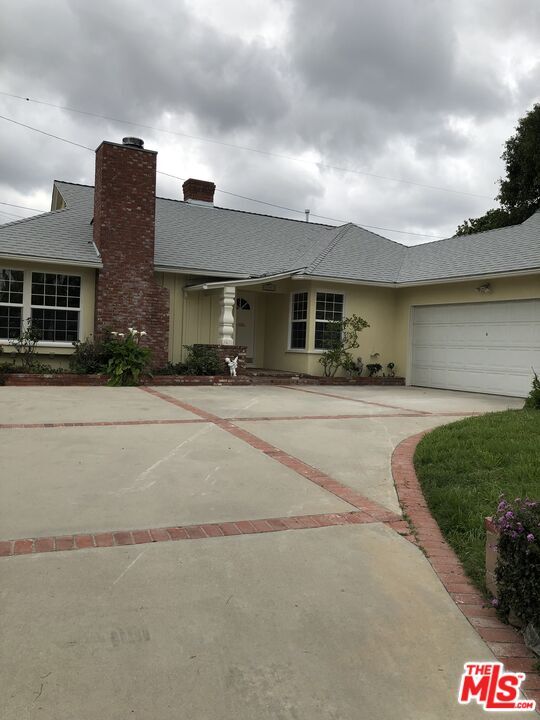 Property Photo:  16944 Calahan St  CA 91343 