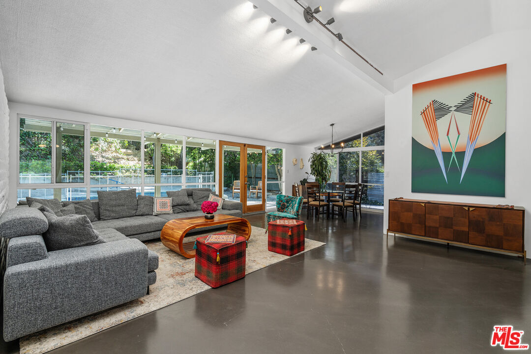 Property Photo:  3641 Woodcliff Rd  CA 91403 