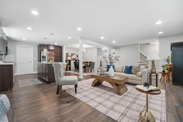 Property Photo: 1430 Ashdowne Road OH 43221