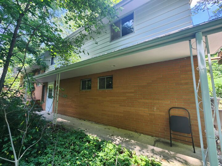 Property Photo:  630 Cedar Run NE Road  OH 43055 