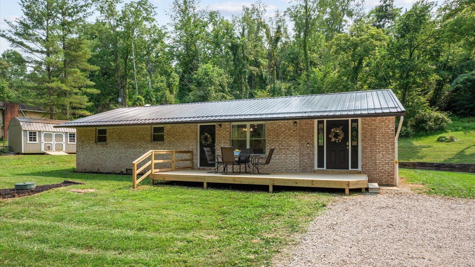 Property Photo: 4111 Dragoo Road OH 43830