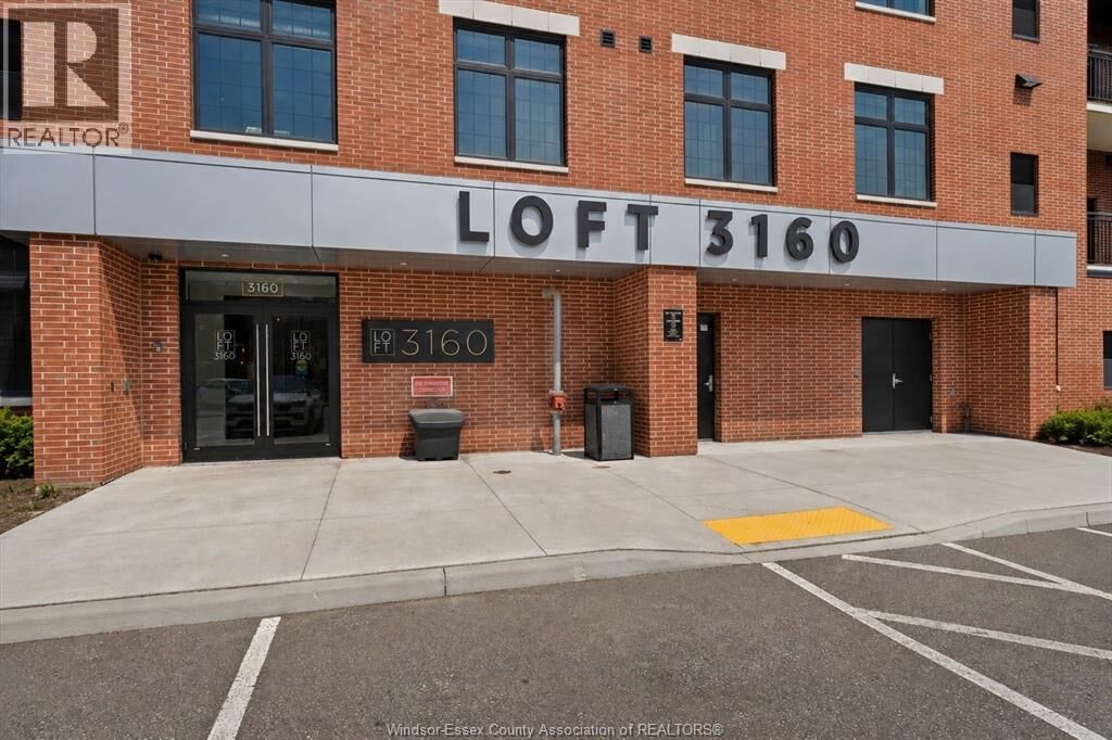 Property Photo: 3160 Meadowbrook Lane 115 ON N8T 0B4