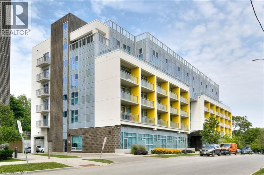 Property Photo:  257 Hemlock Street 415  ON N2L 0K2 