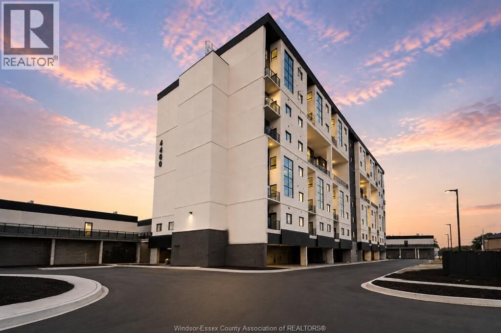 Property Photo:  4400 Laurier Parkway 174  ON N9H 0R1 
