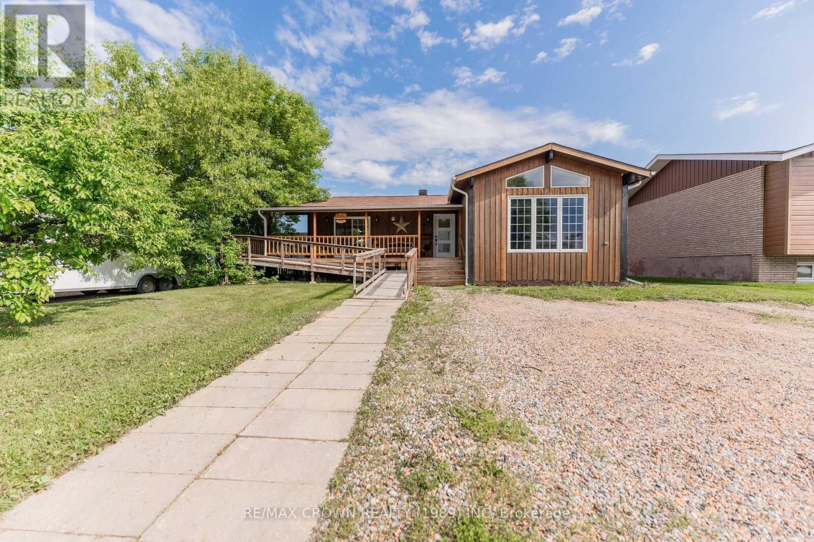 Property Photo:  14 Migneault Avenue  ON P5N 3G5 