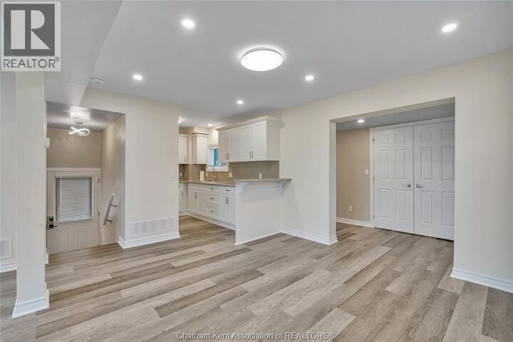 Property Photo:  248 Park Avenue East  ON N7M 3V9 