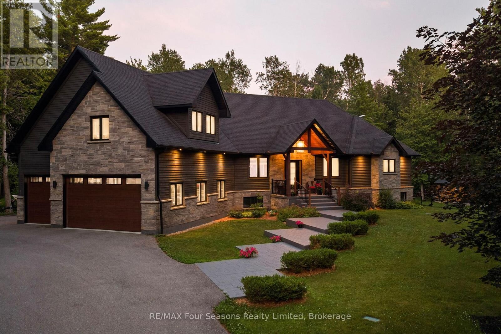 Property Photo: 6155 27/28 Nottawasaga Sideroad ON L0M 1S0