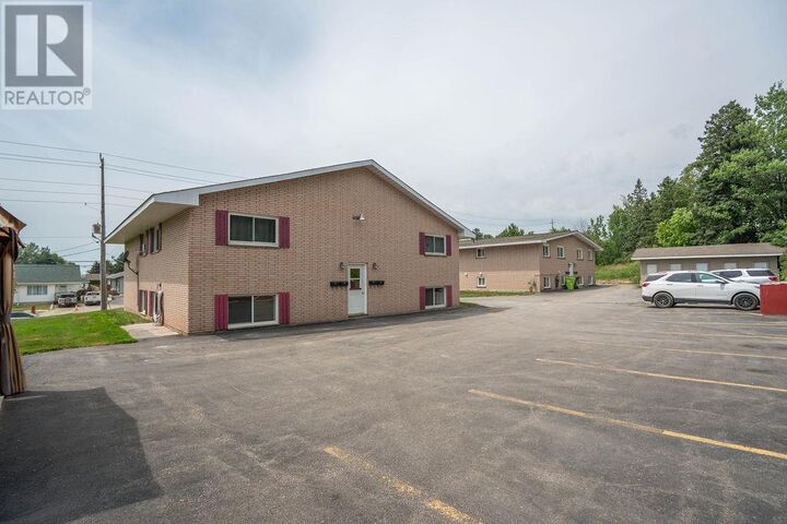Property Photo:  1014 Peoples Rd  ON P6C 3W2 