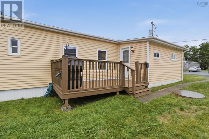 Property Photo: 8 Sylvan Avenue NS B4E 3B2