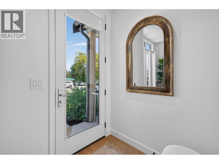 Property Photo: 803 Francis Avenue BC V1Y 5G6