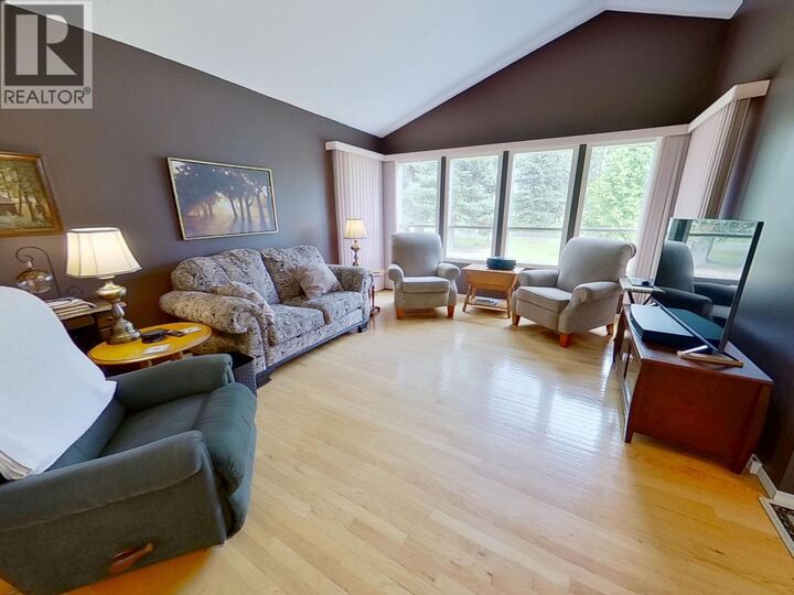 Property Photo:  163 Westland Road  BC V2J 4E7 