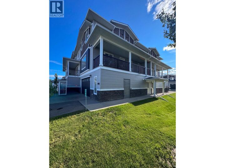 Property Photo: 10104 114A Avenue 124 BC V1J 0K5