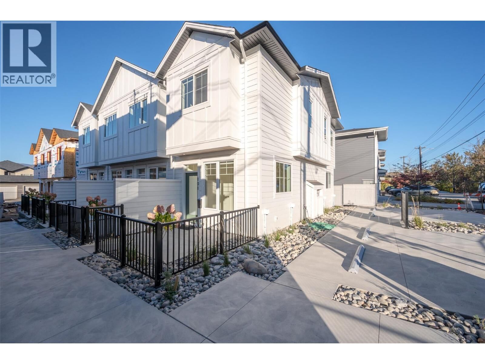Property Photo: 795 Ontario Street 105 BC V2A 4S4