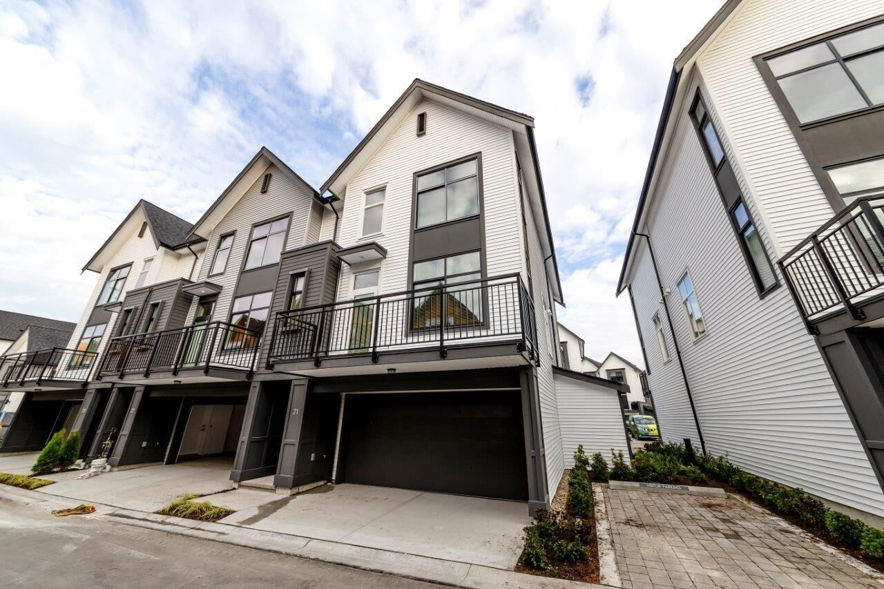 Property Photo: 17555 57A Avenue 21 BC V3S 7V2