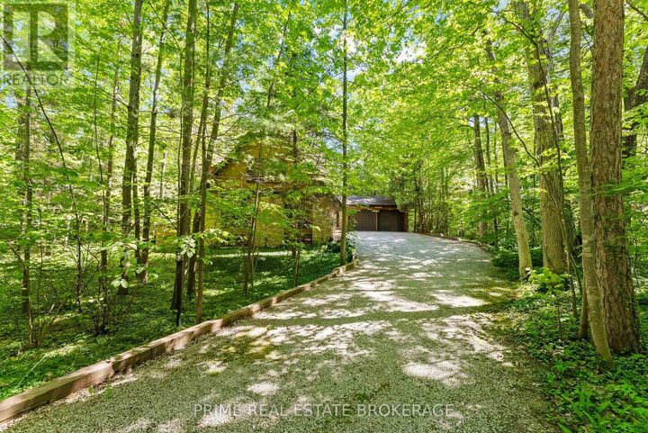 Property Photo: 10392 Grand Oaks Drive ON N0M 1T0