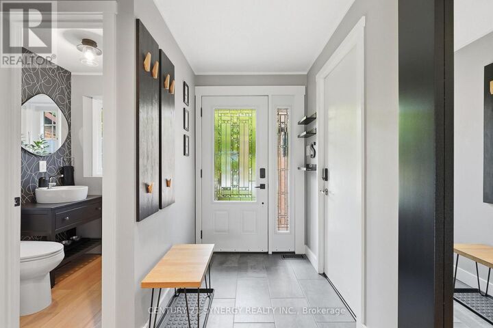 Property Photo: 6058 Forestglen Crescent ON K1C 5N4
