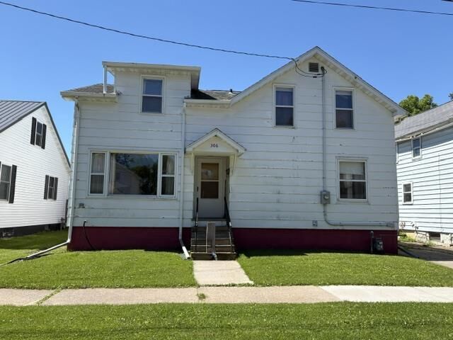 Property Photo:  306 W Blodgett Street  WI 54449 