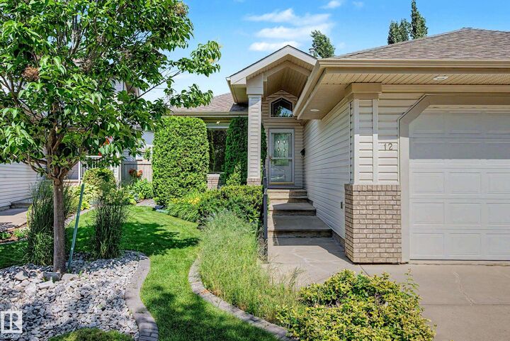 Property Photo: 12 Encino Close AB T8N 7B5