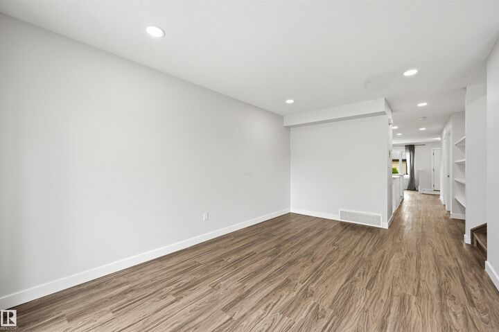 Property Photo: 11146 78 Avenue NW AB T6G 0M6
