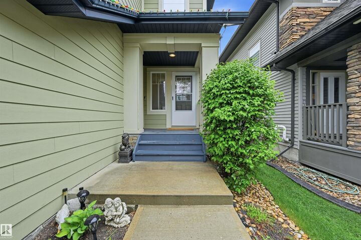 Property Photo:  478 Ainslie Crescent SW  AB T6W 0H7 