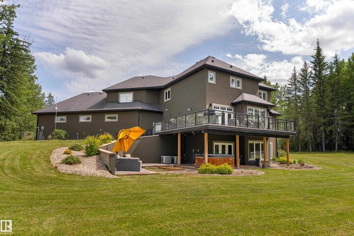 Property Photo: 16511 Township Road 532A 4 AB T7E 3A6