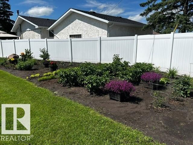 Property Photo: 5205 50 Street AB T0B 2R0