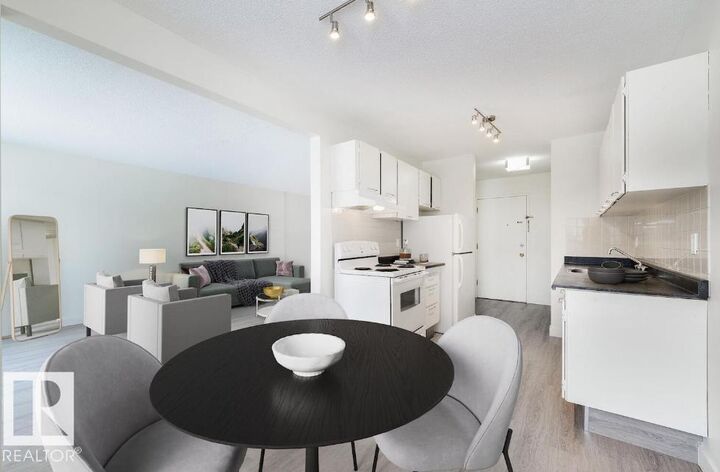 13124 126 Street NW — photo 1