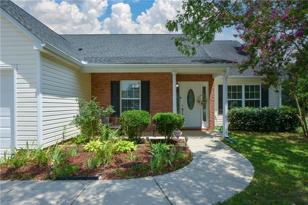 Property Photo:  1320 Webb Farm Lane  GA 30052 