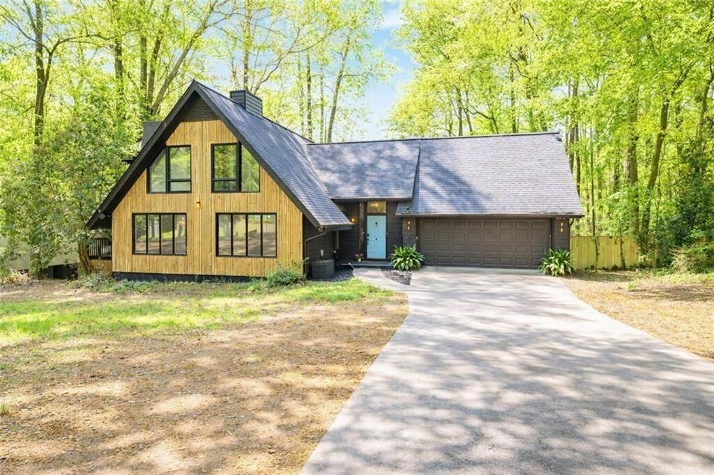 Property Photo:  240 Summerfield Drive  GA 30022 