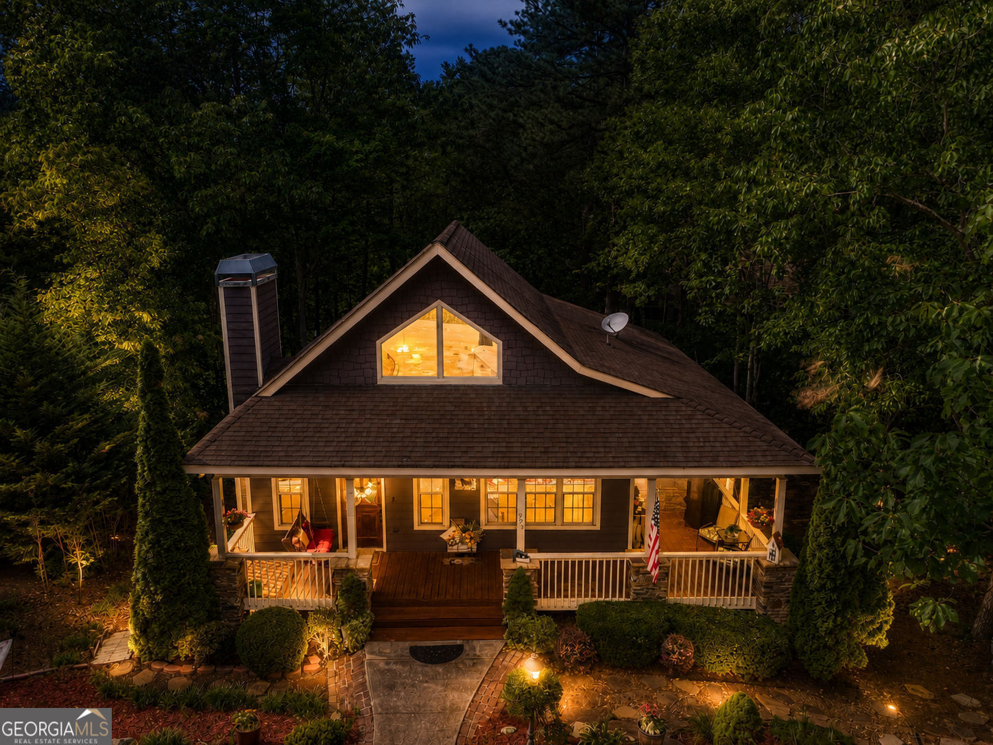 Property Photo:  925 Zeppelin Strasse  GA 30545 