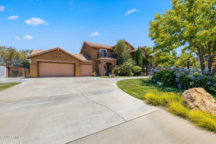 Property Photo:  35952 52nd Street  CA 93552 