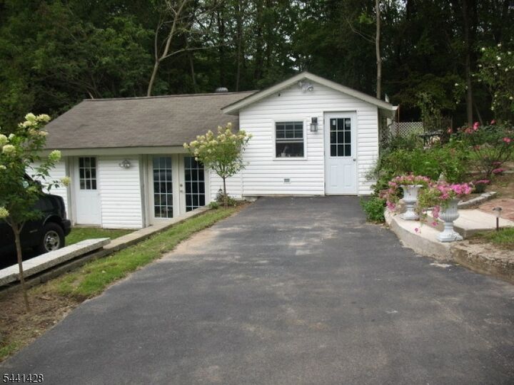 Property Photo: 87 Main St NJ 07821