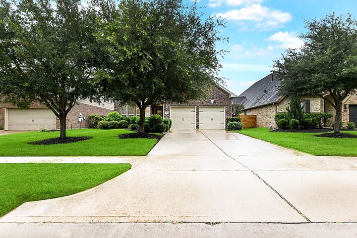 Property Photo: 29142 Crested Butte Drive TX 77494