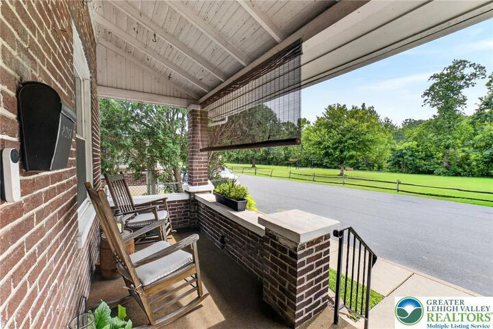 Property Photo:  1641 Canal Street  PA 18067 