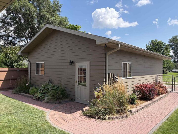 Property Photo: 902 Hackberry Rd NE 69101