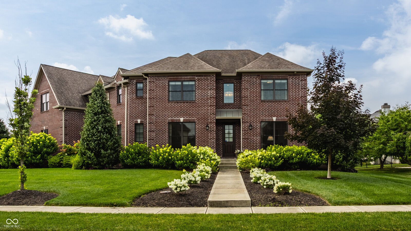 Property Photo:  10748 English Oaks Drive  IN 46032 