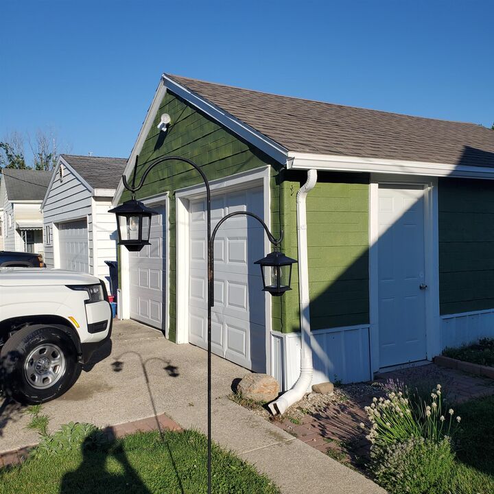 Property Photo:  601 S Sherman Street  MI 48708 
