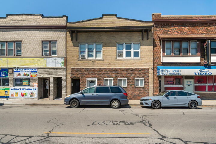 Property Photo:  3015 S 13th St  WI 53215 