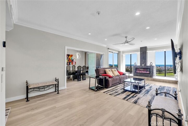 Property Photo:  270 Cagney 207  CA 92663 