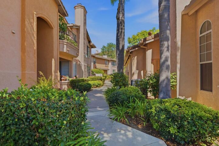 Property Photo:  18668 Caminito Cantilena 258  CA 92128 